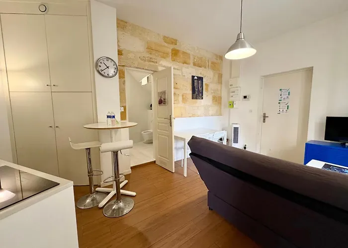 Mandel - T2 Avec 1 1 Salle De Bain Et 1 Canape Lit *